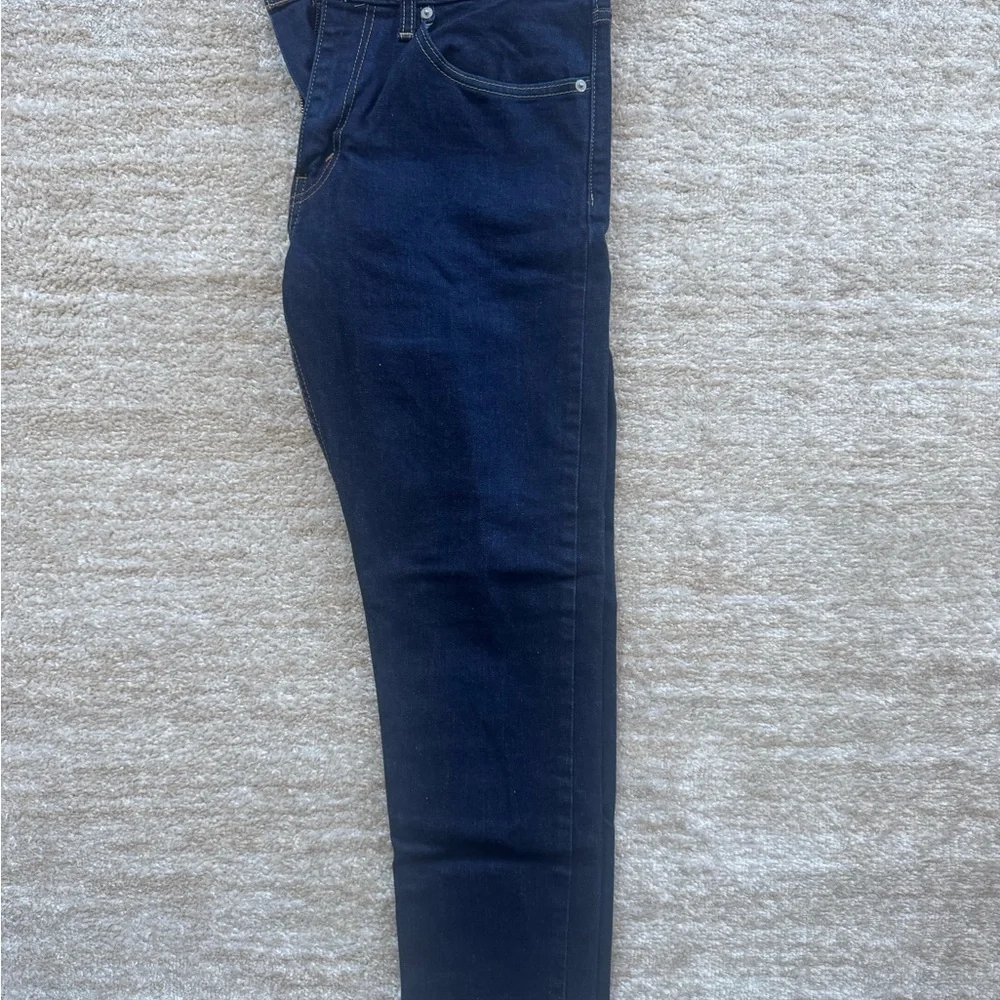 Levi's Men's Dark Indigo Slim Straight Jeans  W 34/ L 27.5
